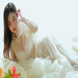 林静公交车伦流澡到高C：探讨现象背后的深层次问题与趋势