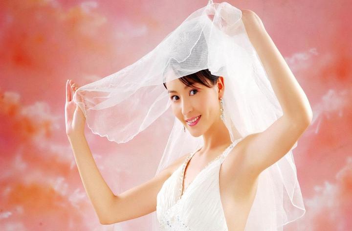 推女郎代表松果儿